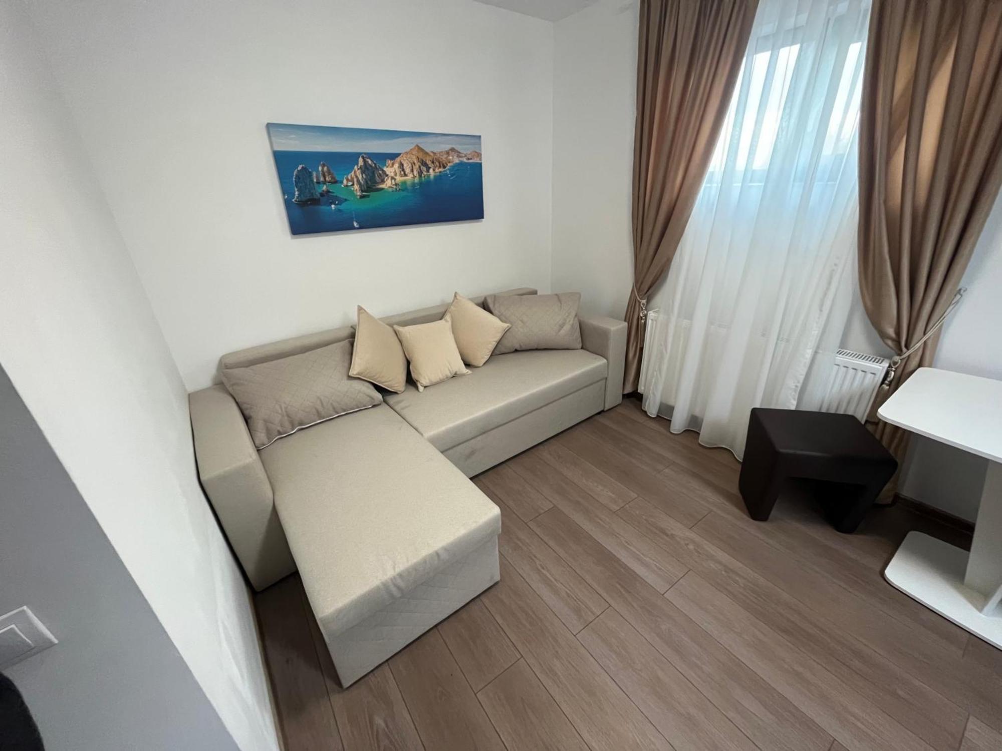 Grey Boutique Hotel Palas 雅西 外观 照片