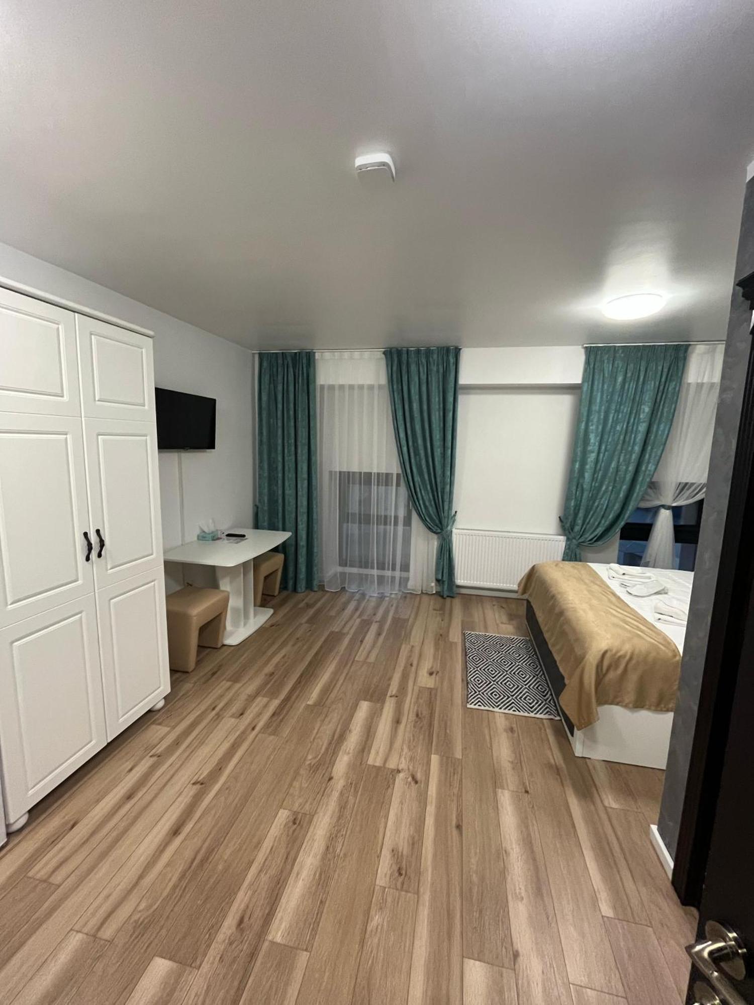 Grey Boutique Hotel Palas 雅西 外观 照片