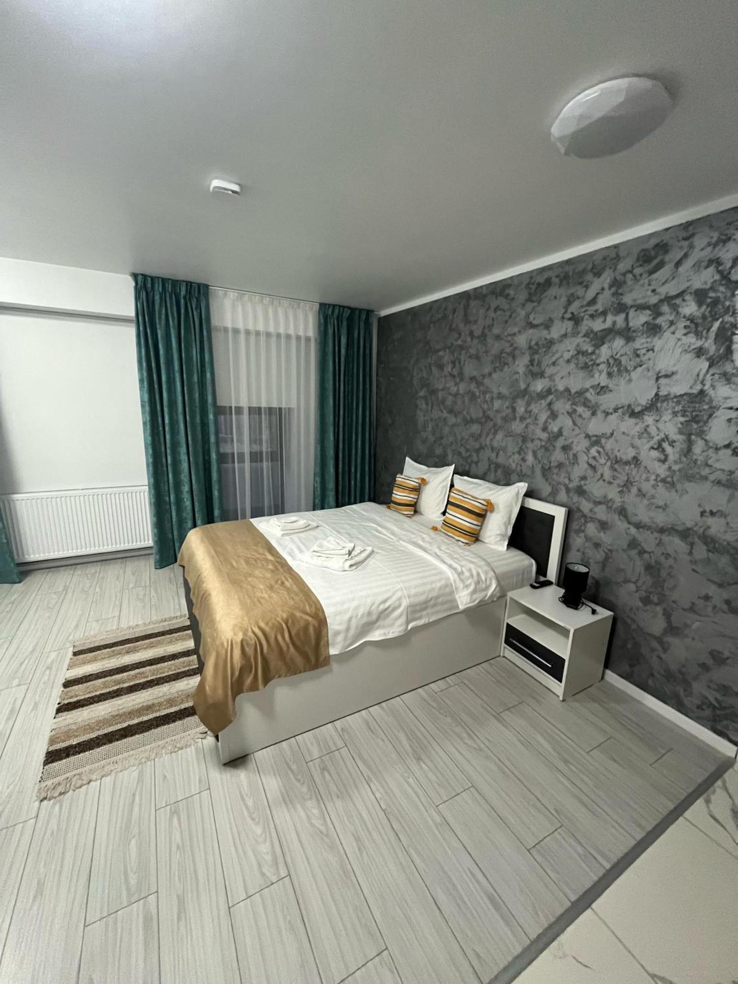 Grey Boutique Hotel Palas 雅西 外观 照片