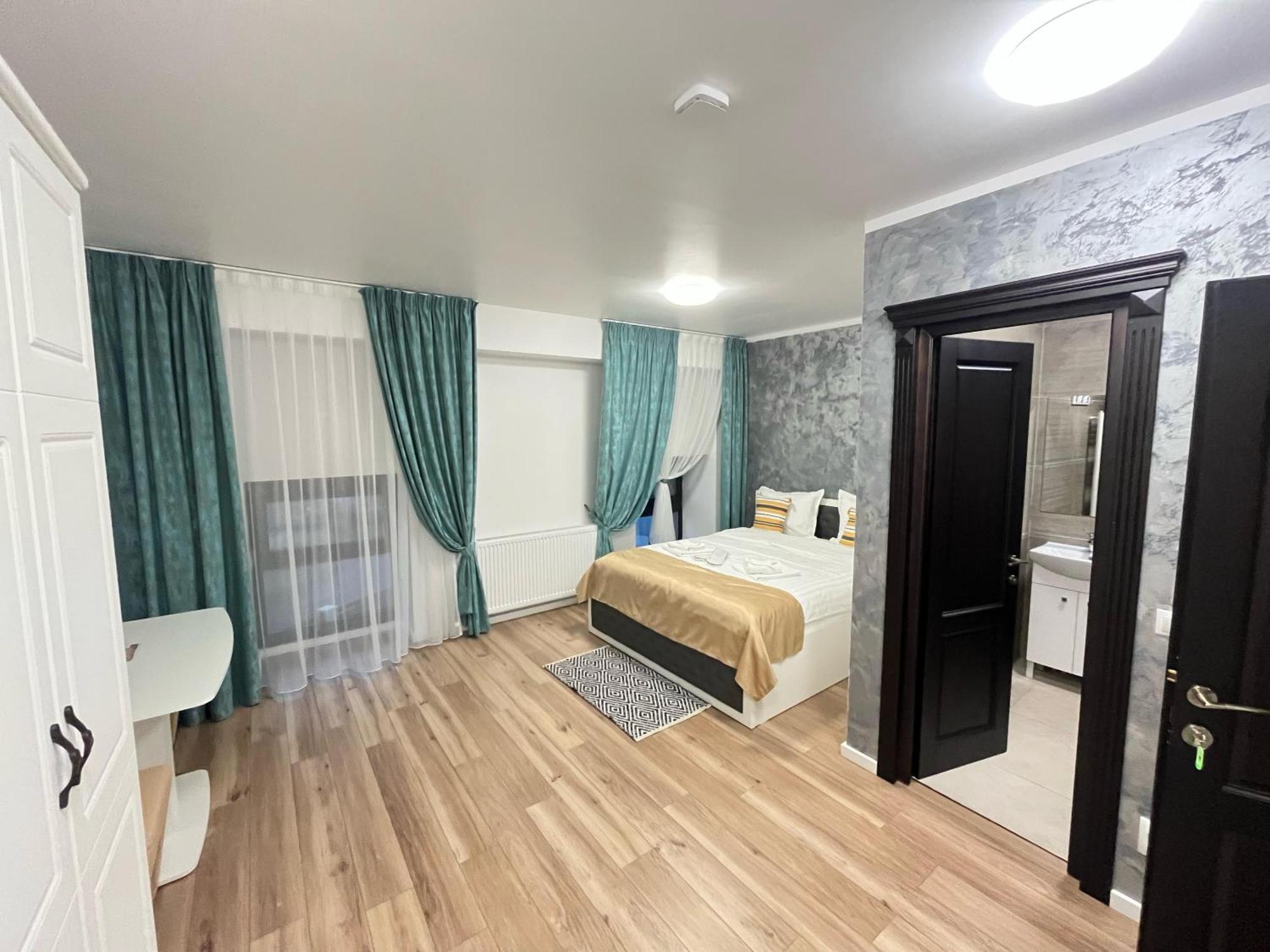 Grey Boutique Hotel Palas 雅西 外观 照片