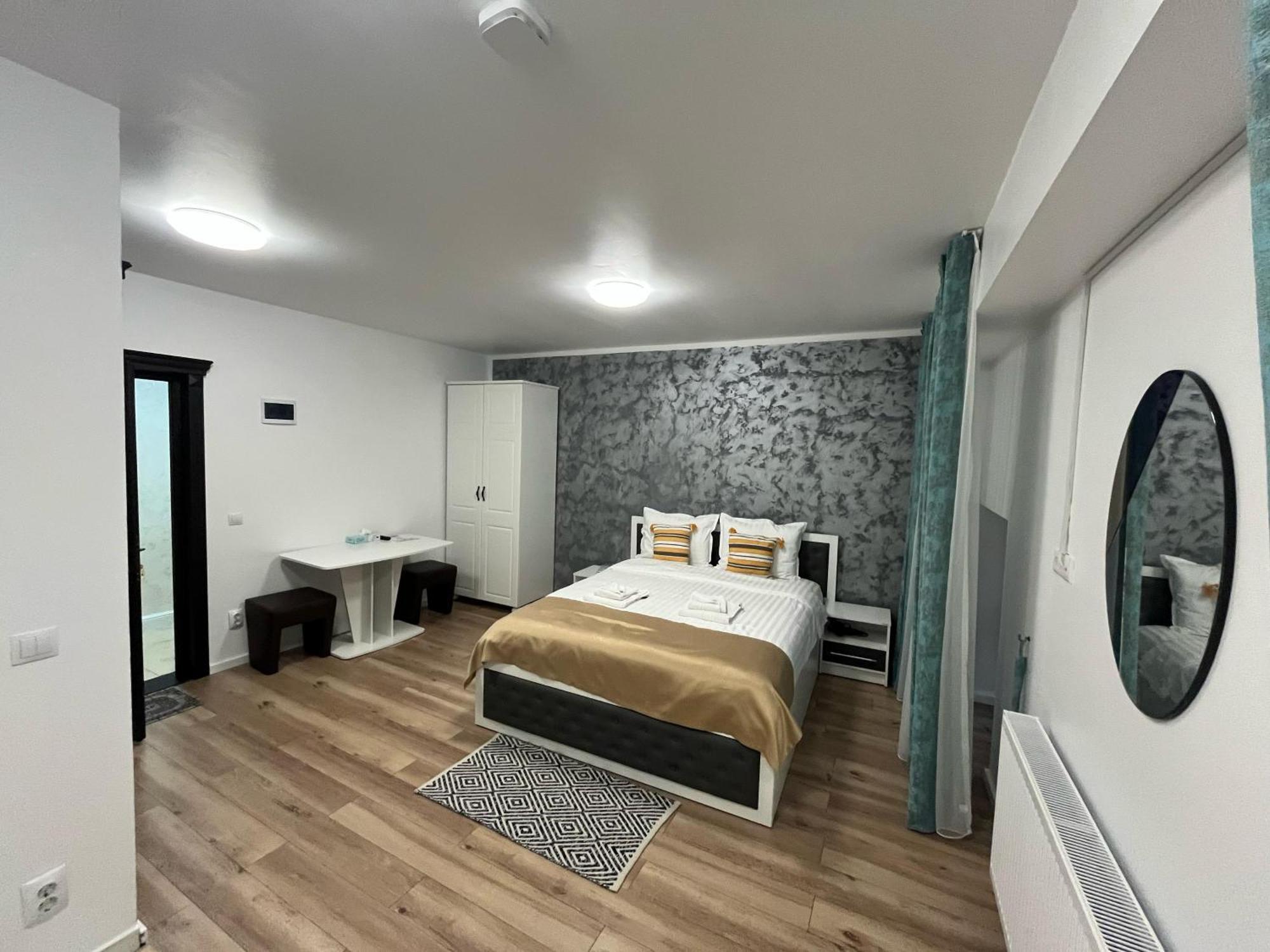 Grey Boutique Hotel Palas 雅西 外观 照片