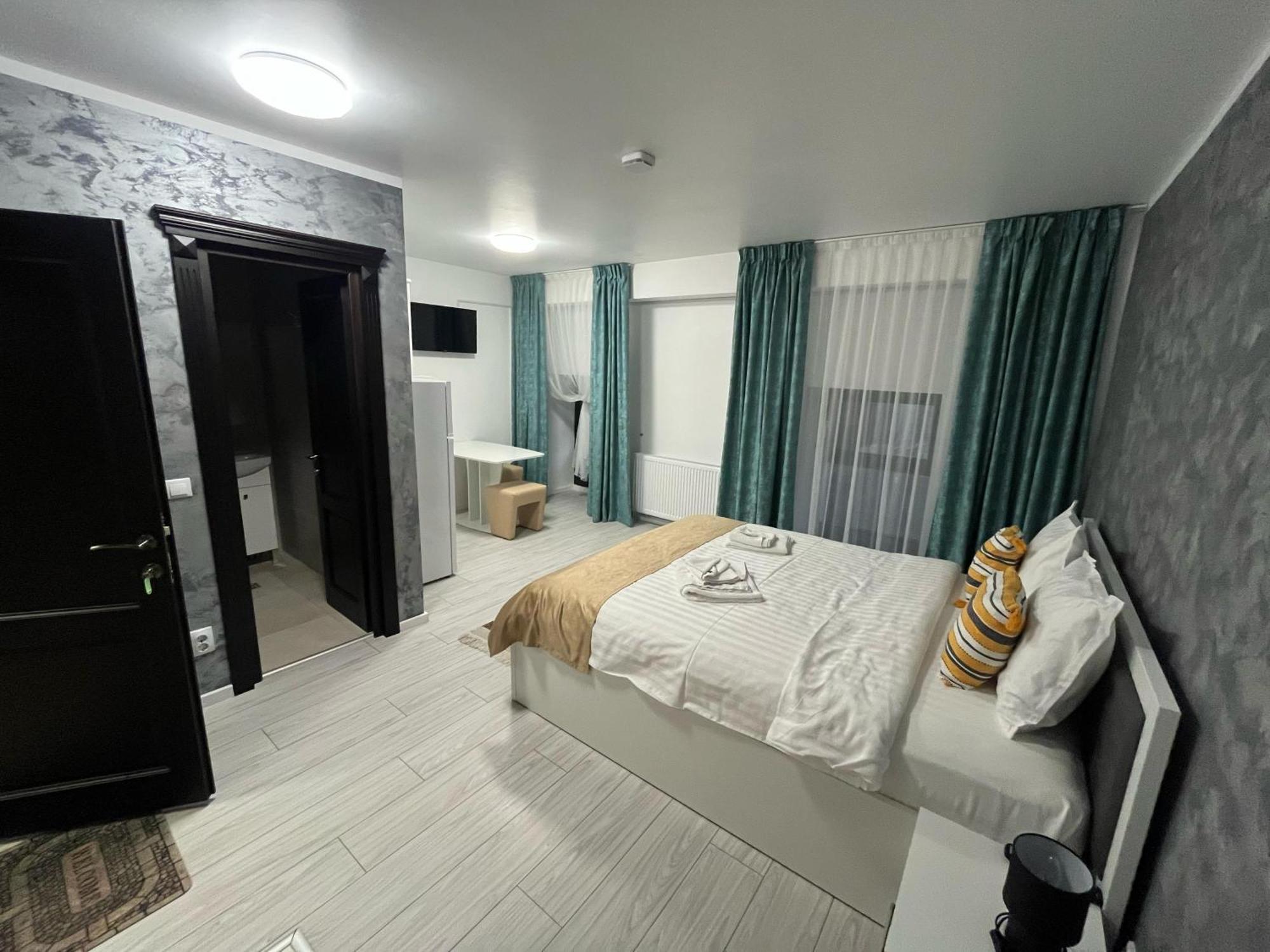Grey Boutique Hotel Palas 雅西 外观 照片