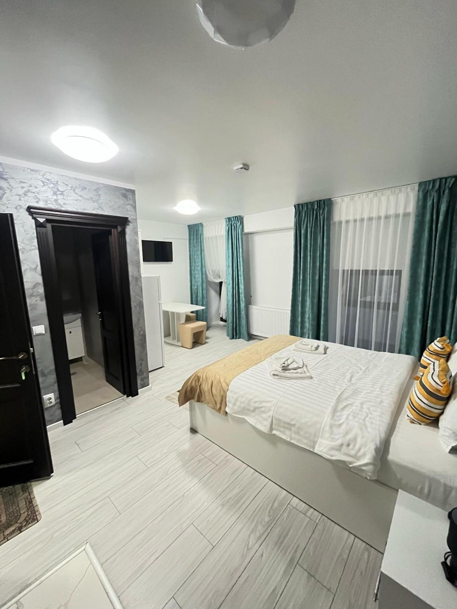 Grey Boutique Hotel Palas 雅西 外观 照片