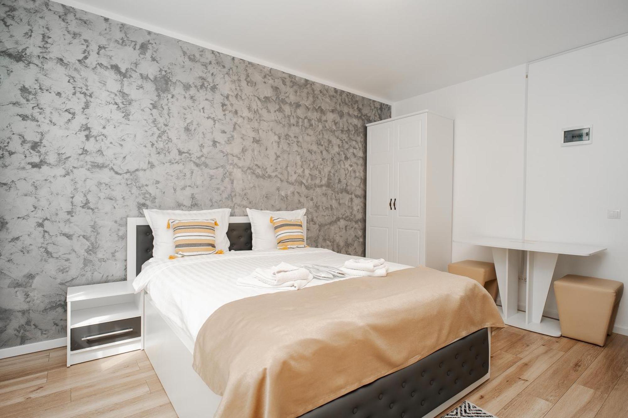 Grey Boutique Hotel Palas 雅西 外观 照片