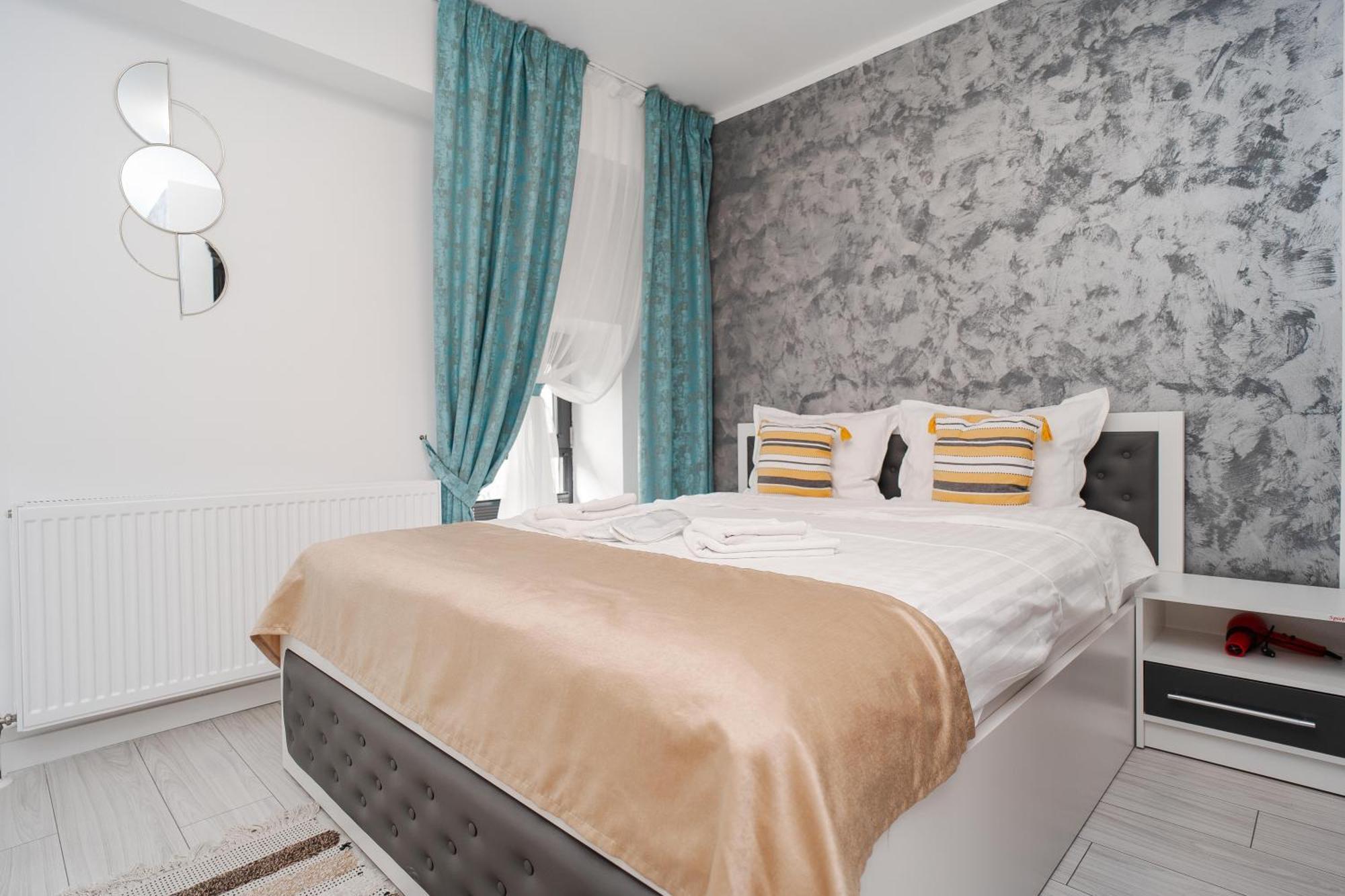 Grey Boutique Hotel Palas 雅西 外观 照片